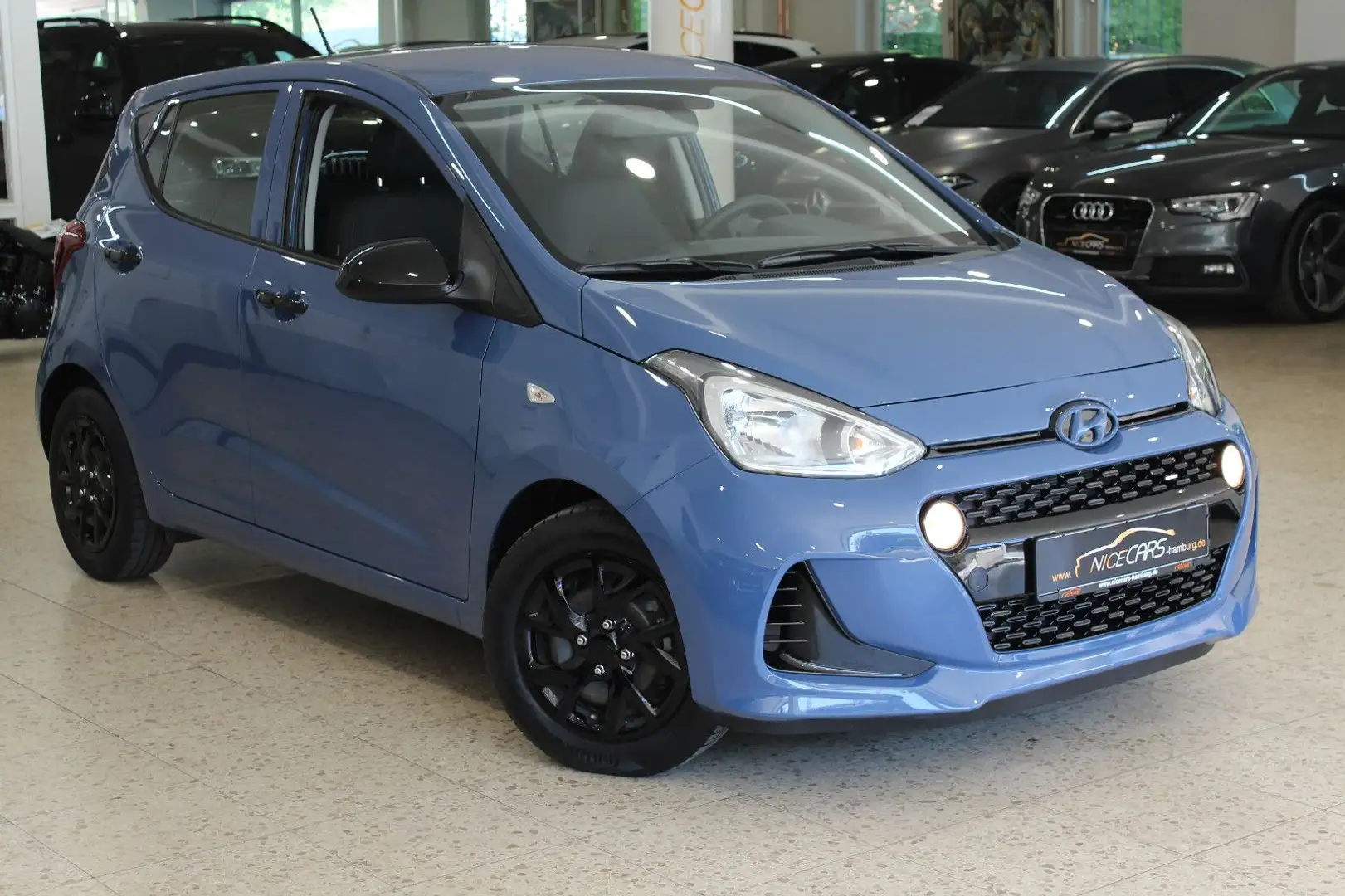 Vehicle image, number 1