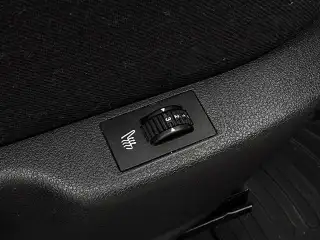 Vehicle image thumbnail, number 13