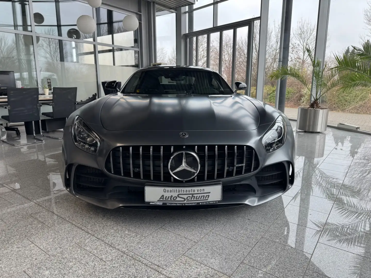 Vehicle image, number 2