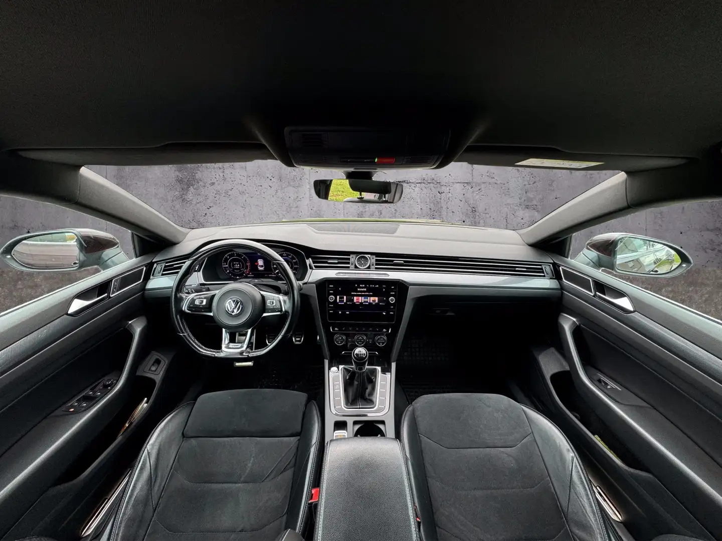 Vehicle image, number 9