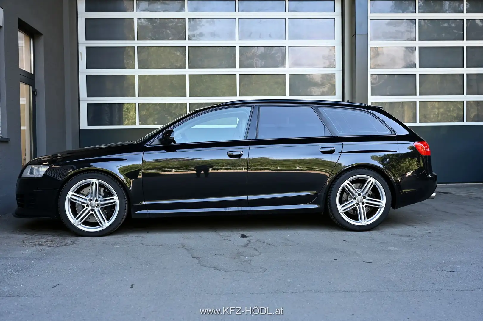 Vehicle image, number 6