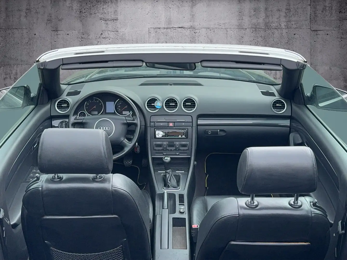 Vehicle image, number 9