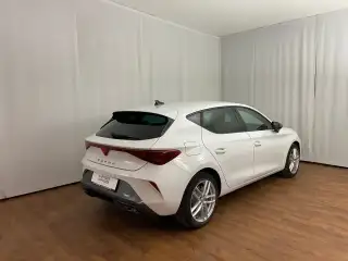 Vehicle image thumbnail, number 7