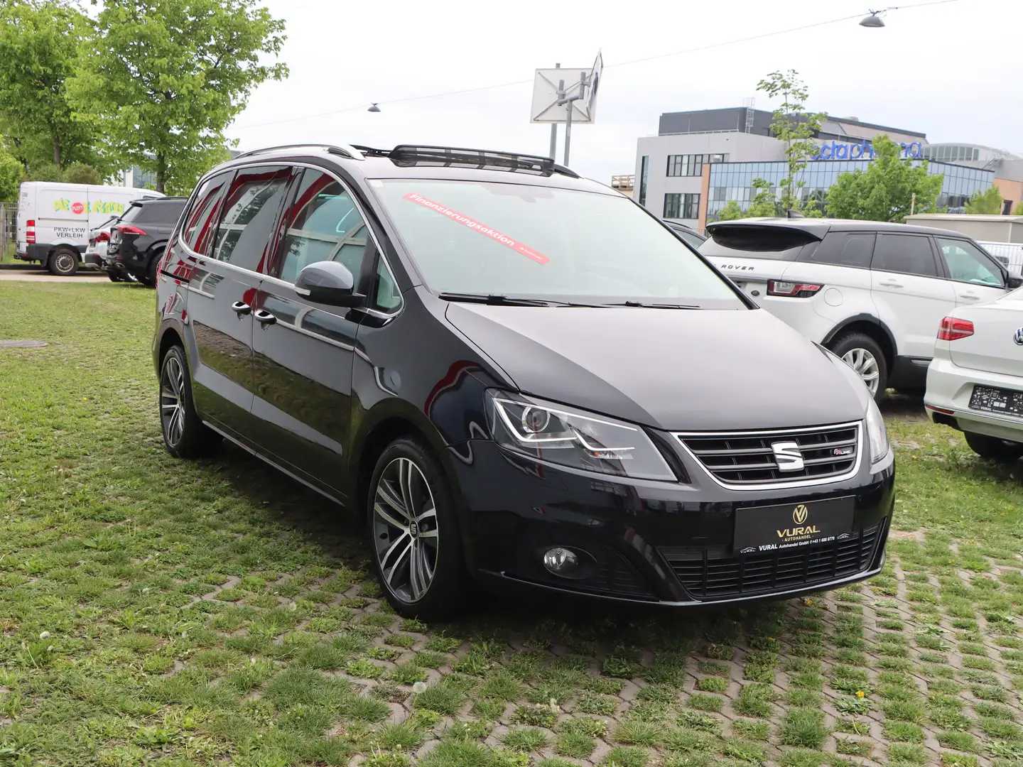 Vehicle image, number 6