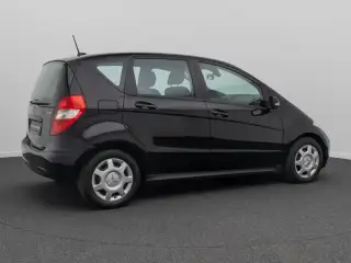 Vehicle image thumbnail, number 6