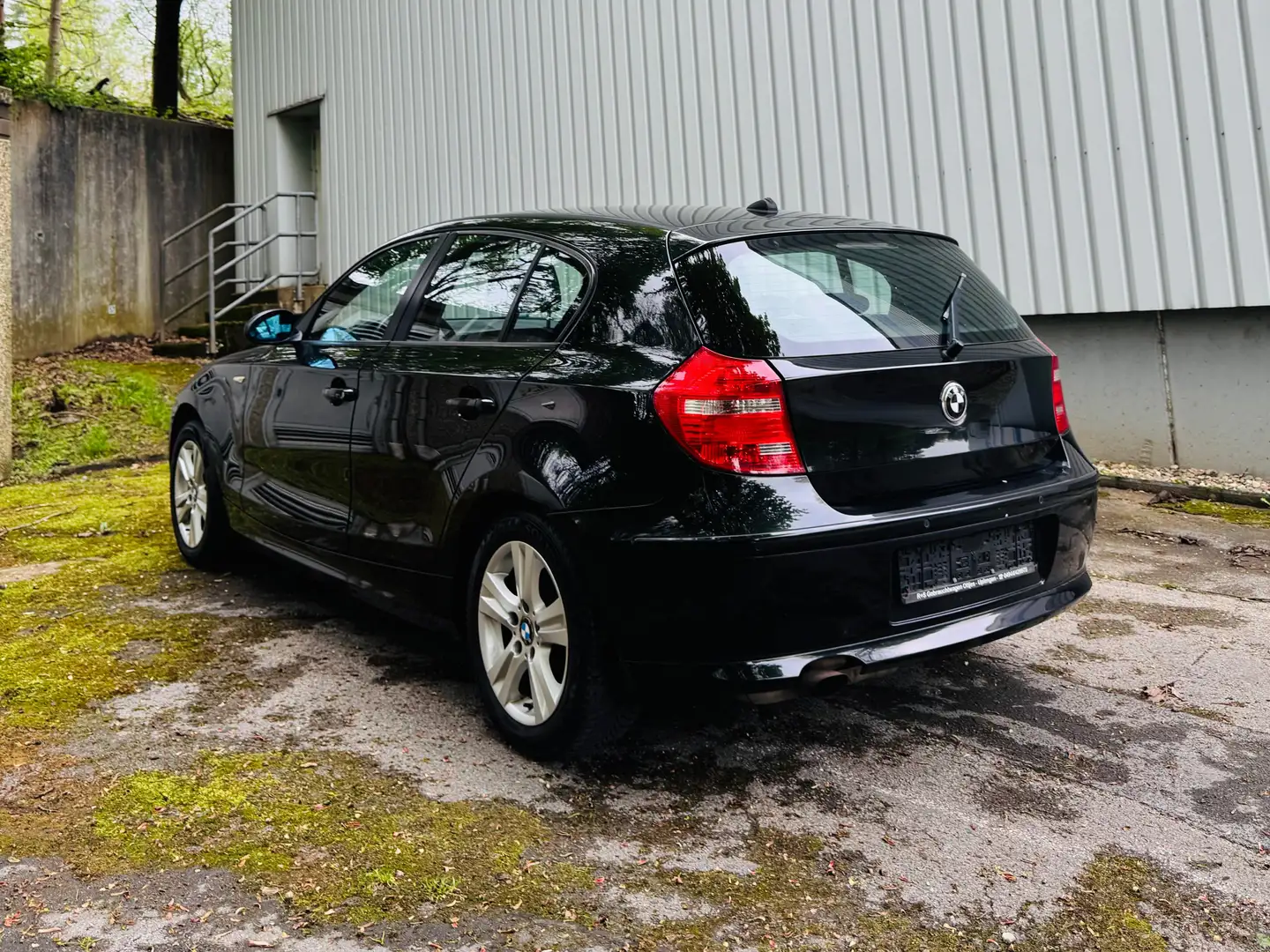 Vehicle image, number 7