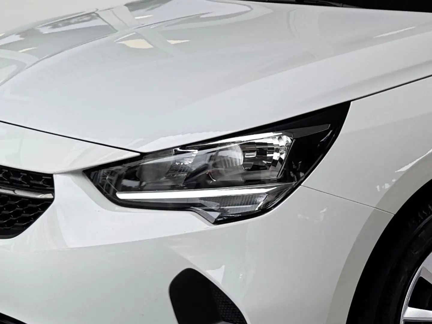 Vehicle image, number 9