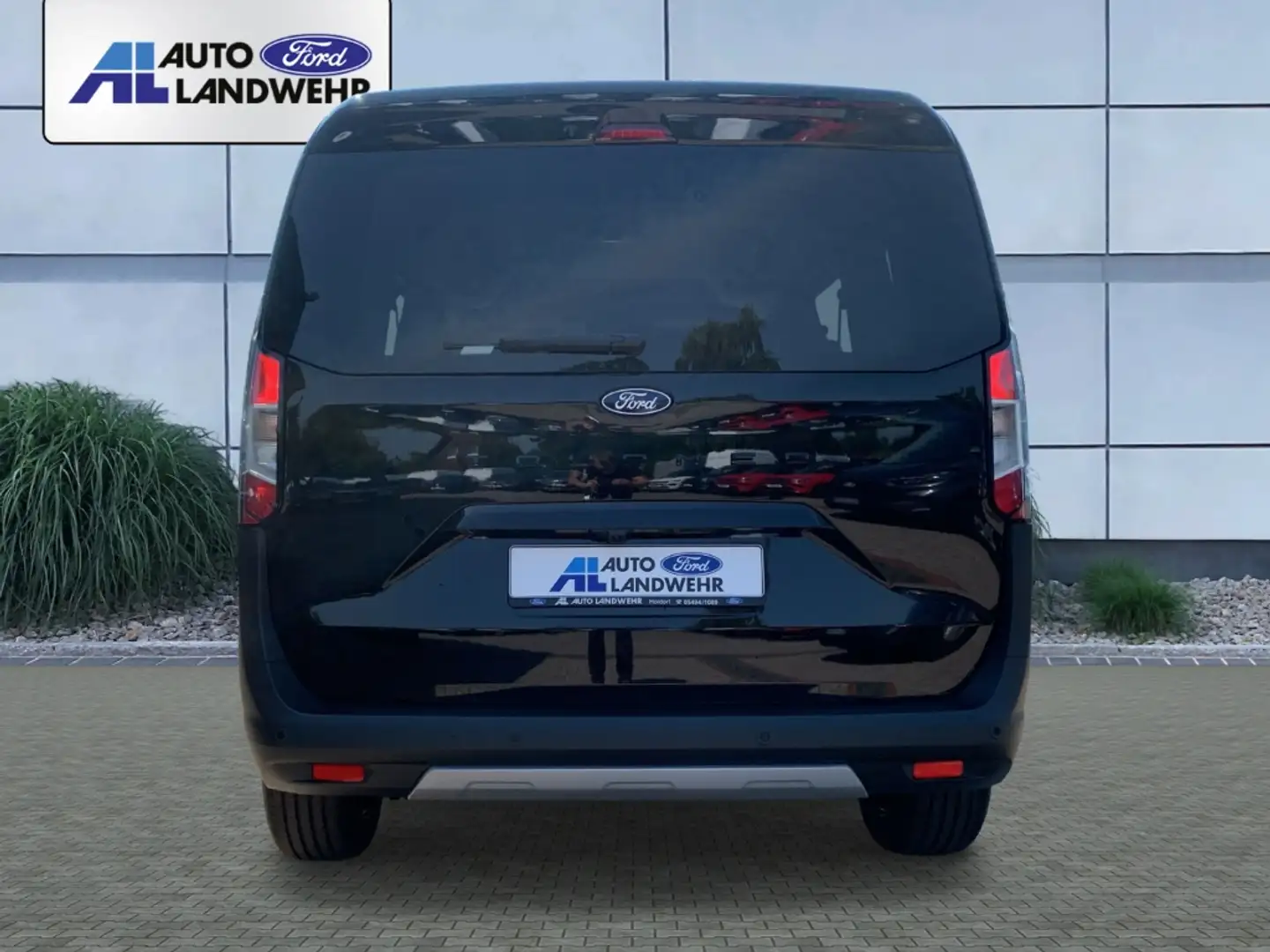 Vehicle image, number 7
