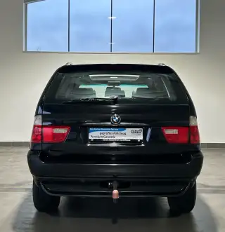 Vehicle image thumbnail, number 6