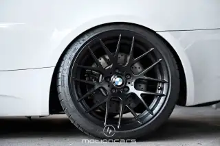 Vehicle image thumbnail, number 8