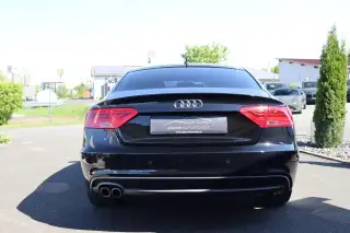 Vehicle image thumbnail, number 6