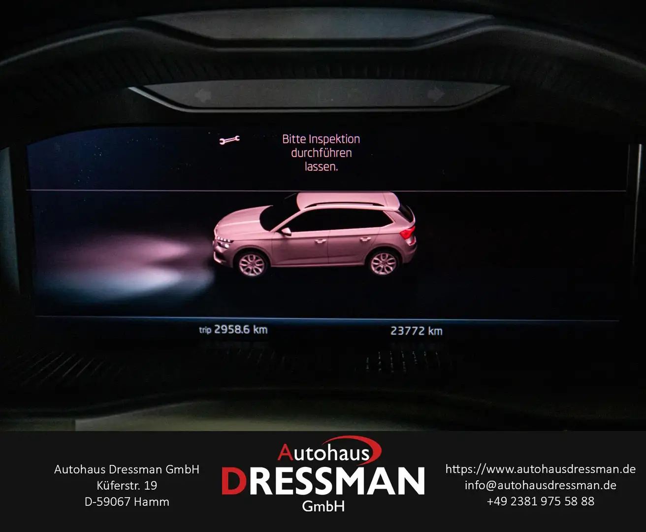 Vehicle image, number 16