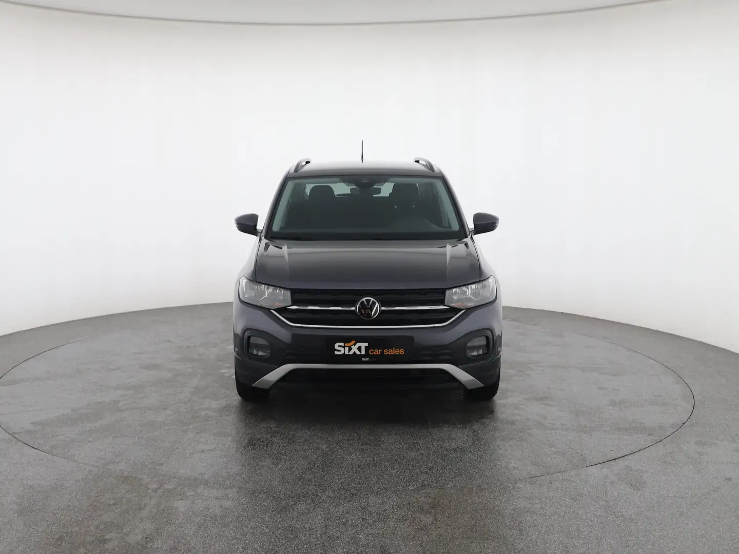 Vehicle image, number 2