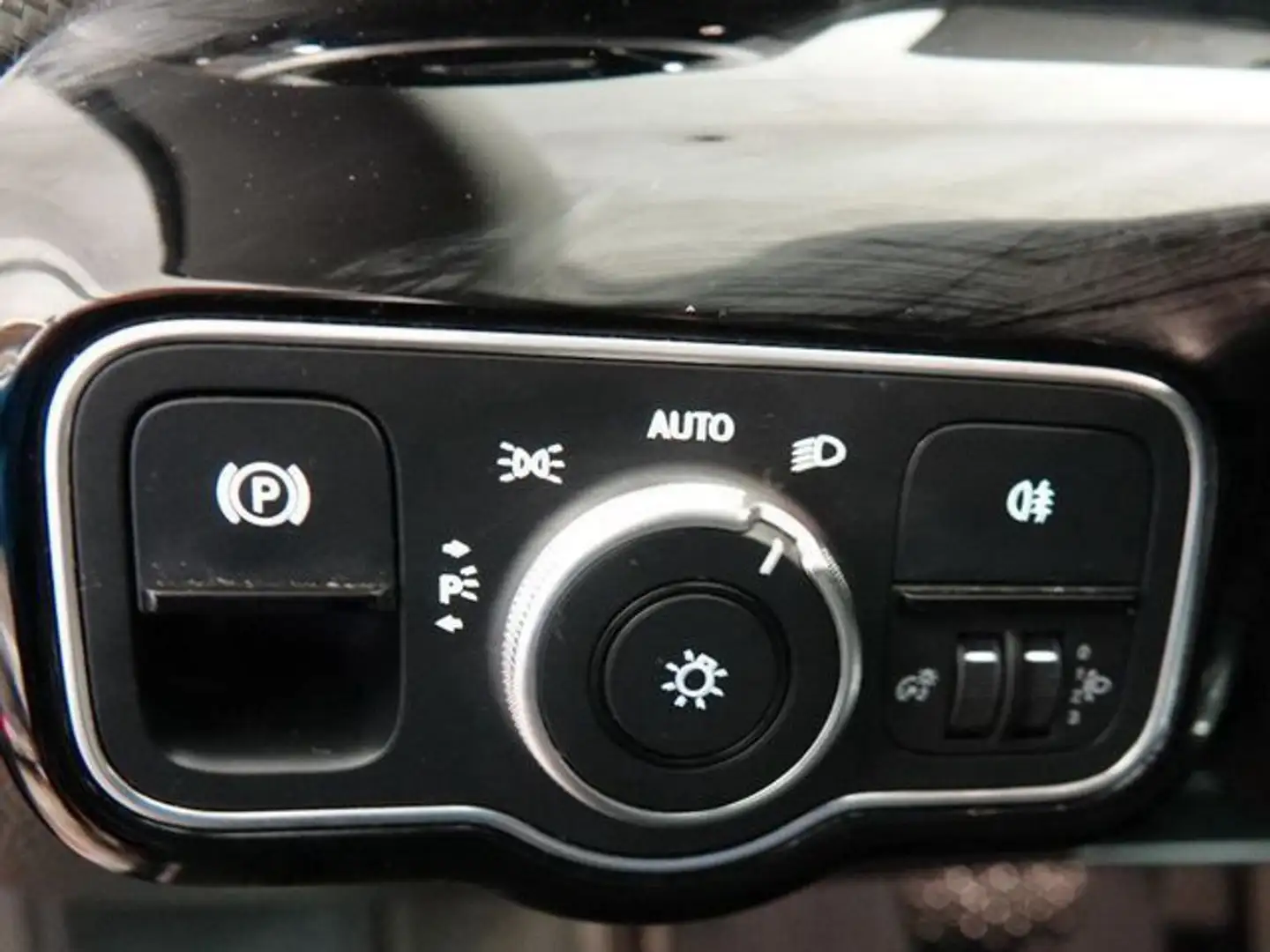 Vehicle image, number 20