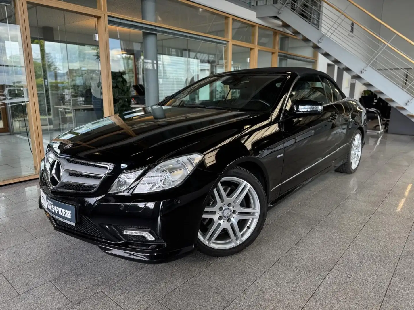 Vehicle image, number 1