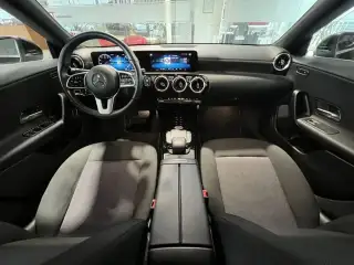 Vehicle image thumbnail, number 8