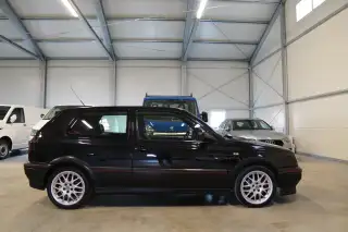 Vehicle image thumbnail, number 7
