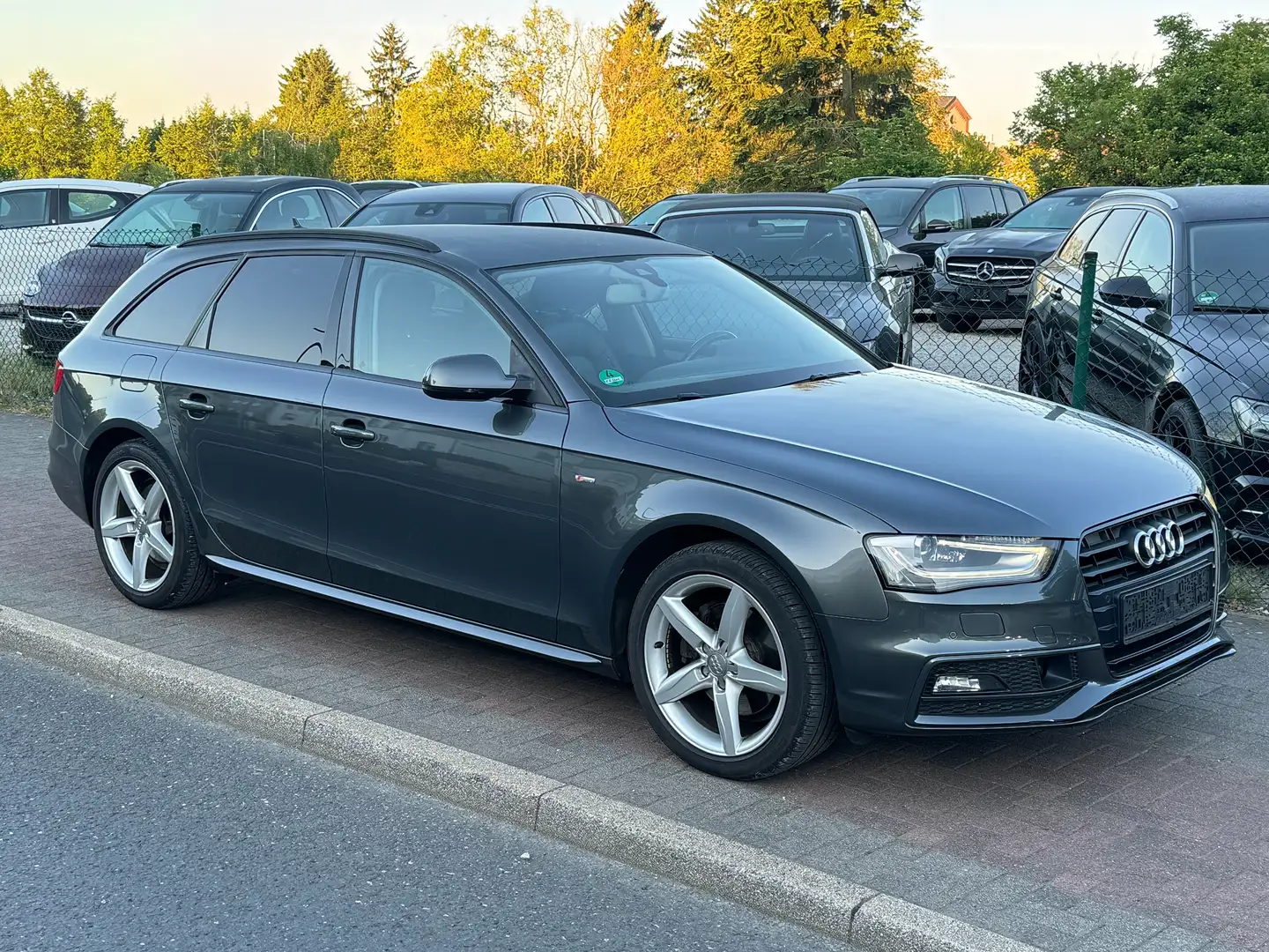 Vehicle image, number 17