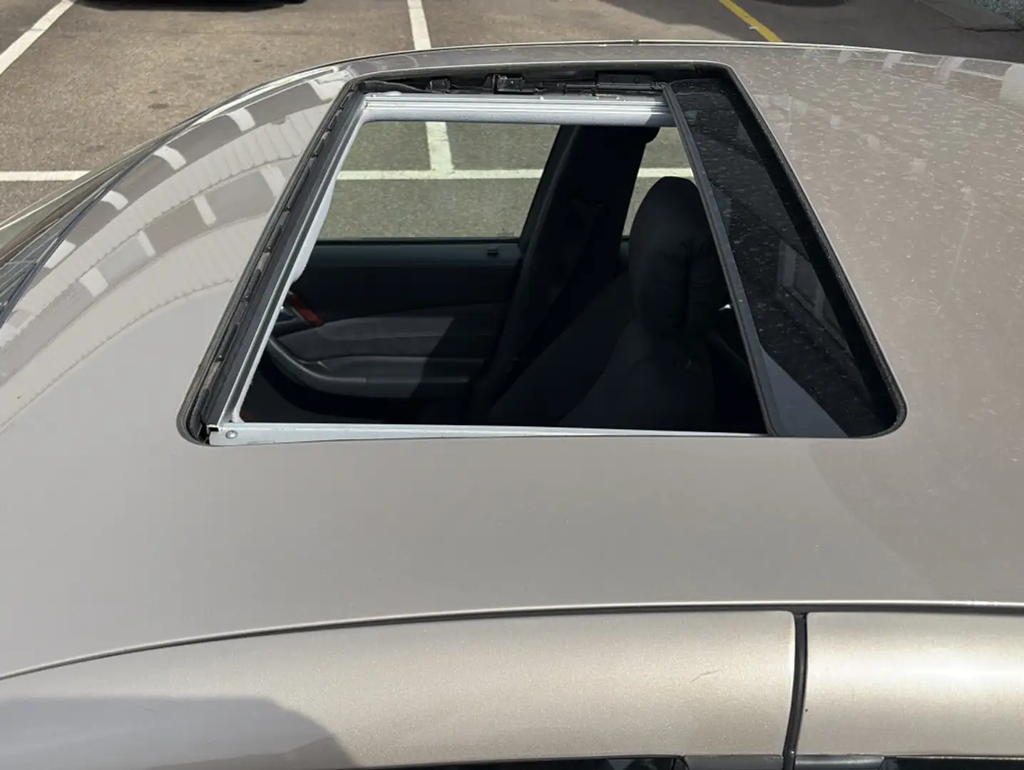 Vehicle image, number 20