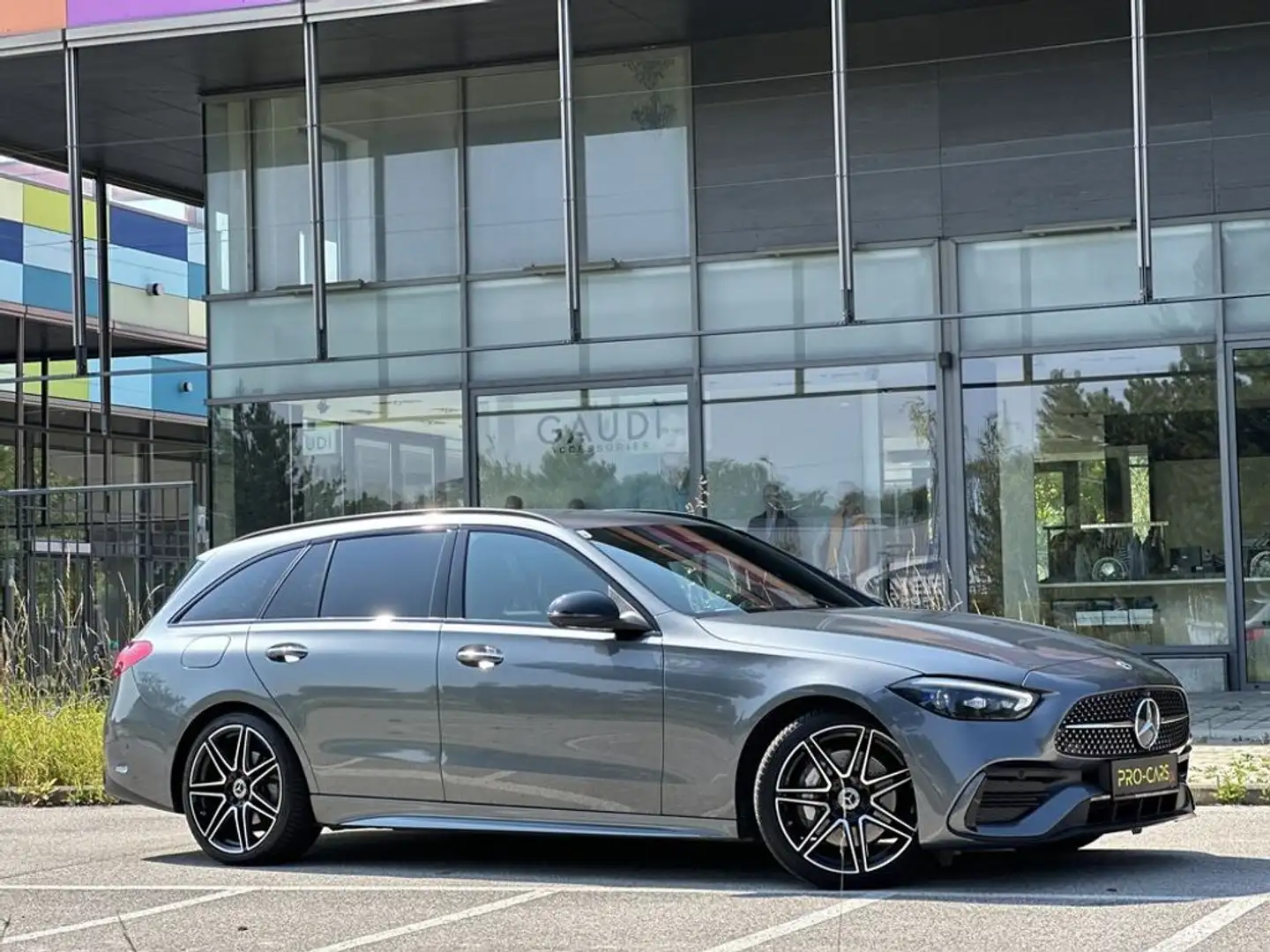 Vehicle image, number 5