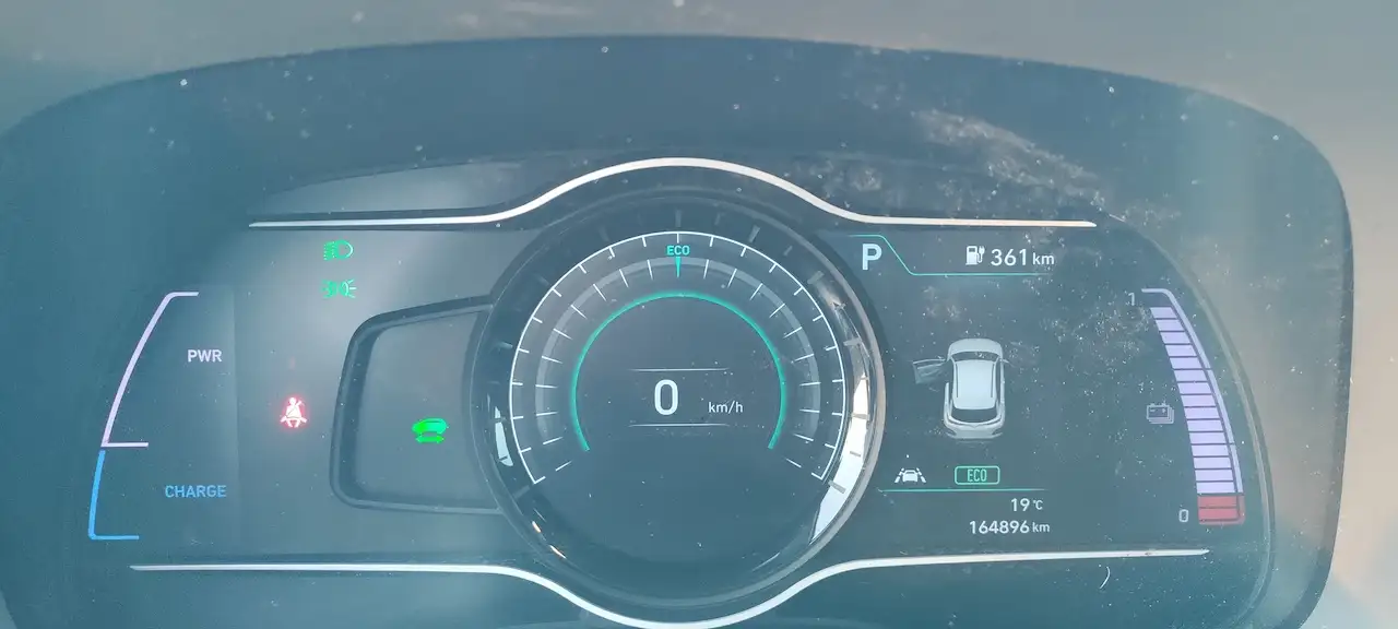 Vehicle image, number 8