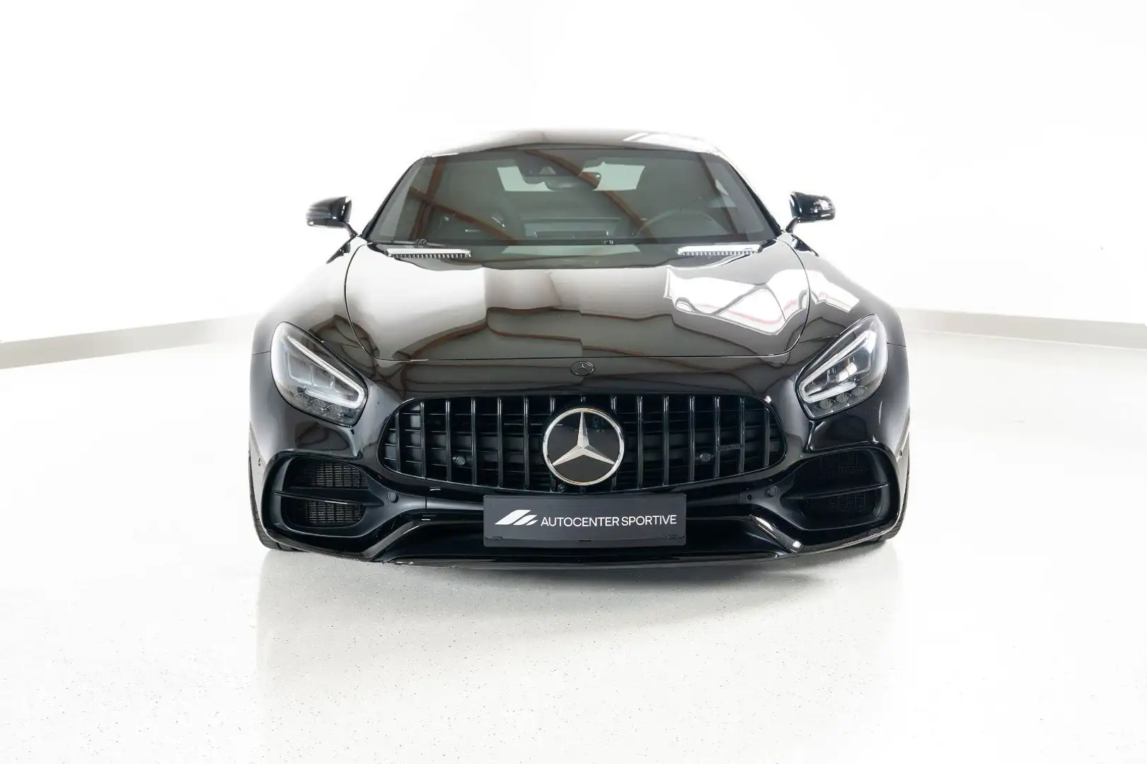 Vehicle image, number 2