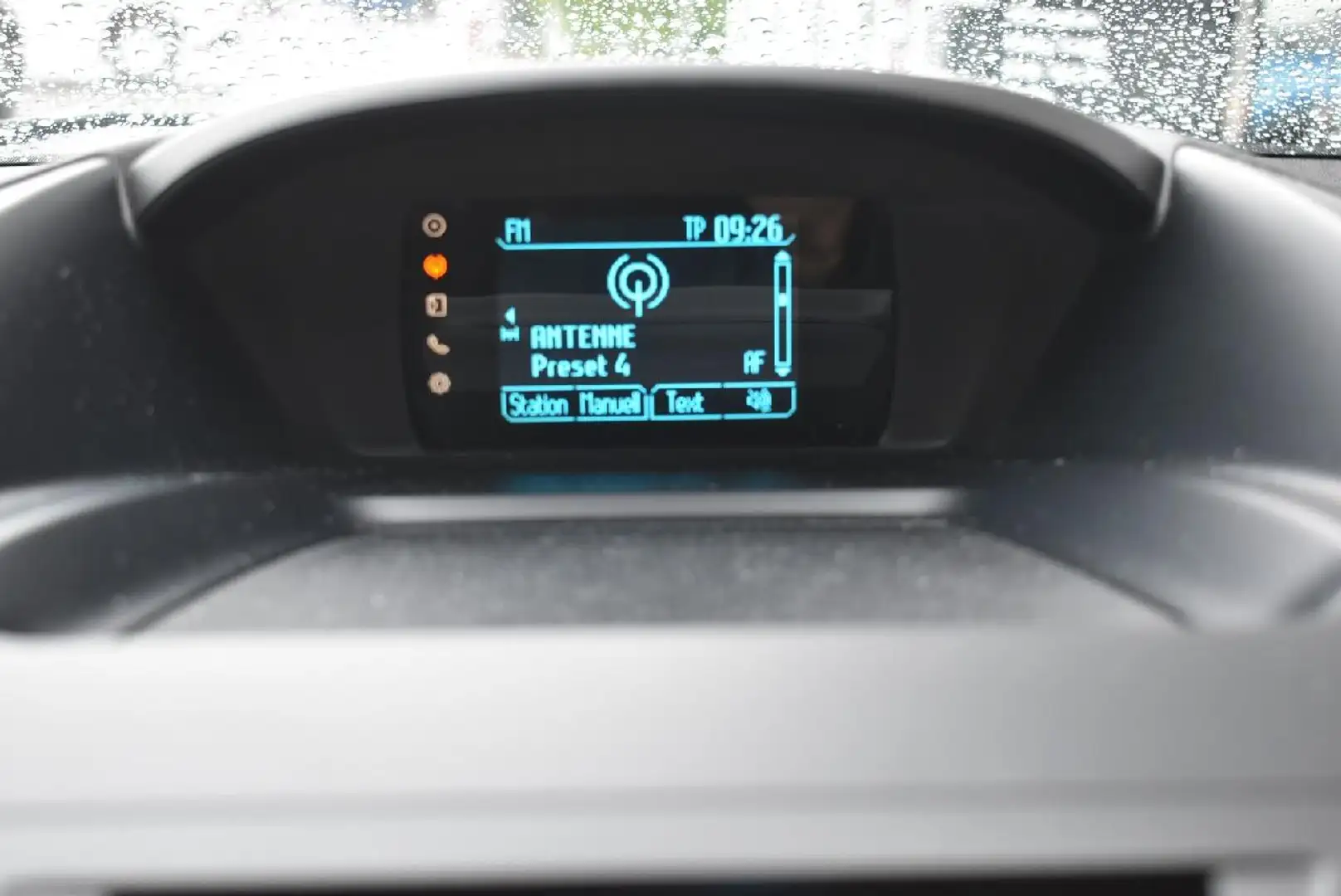 Vehicle image, number 11