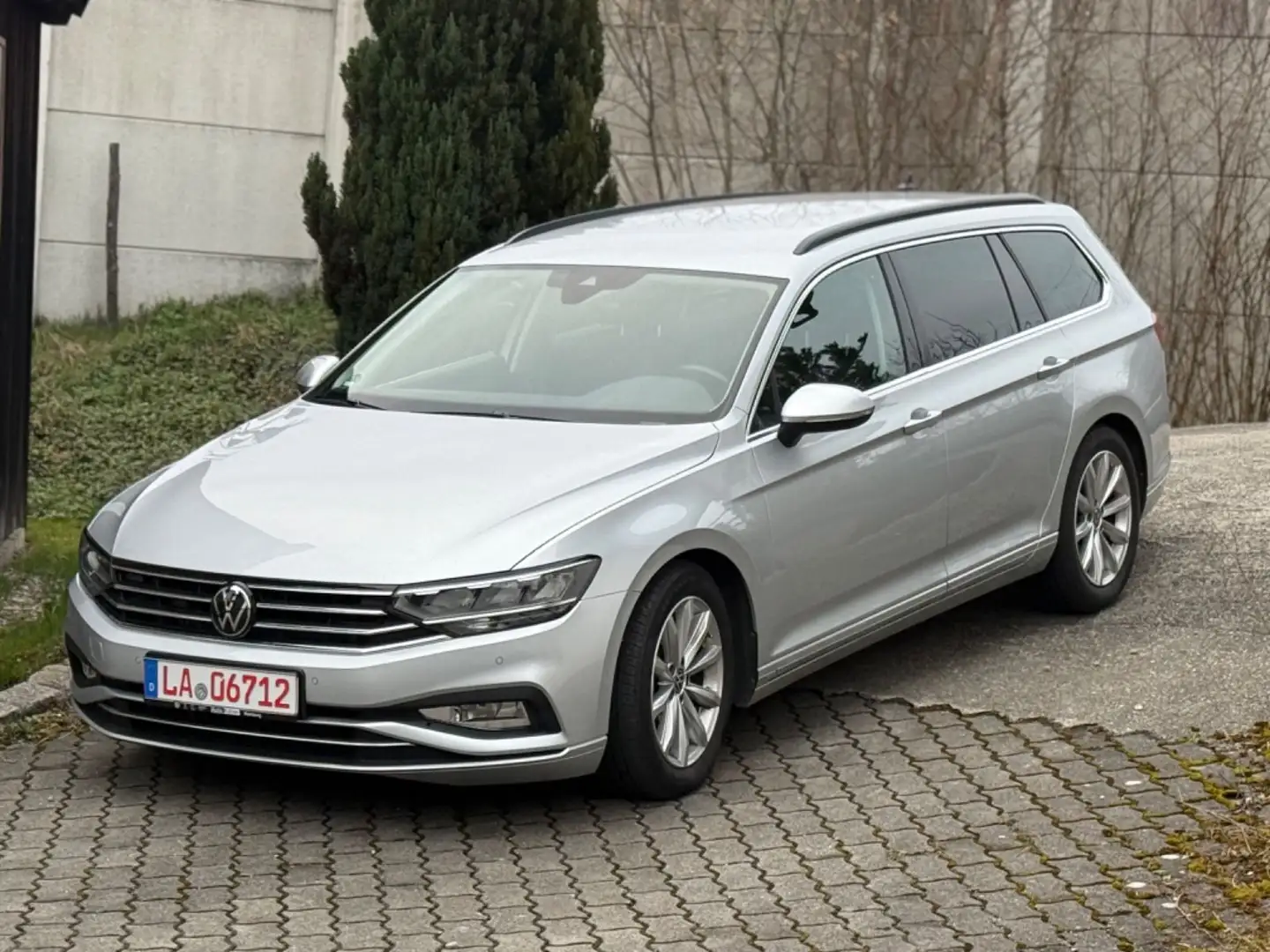 Vehicle image, number 1