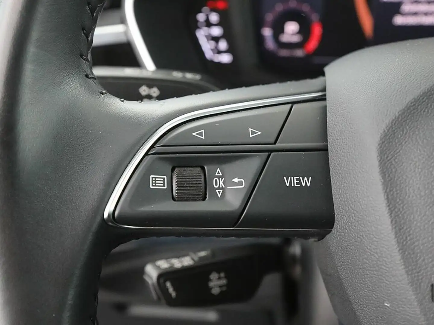 Vehicle image, number 18