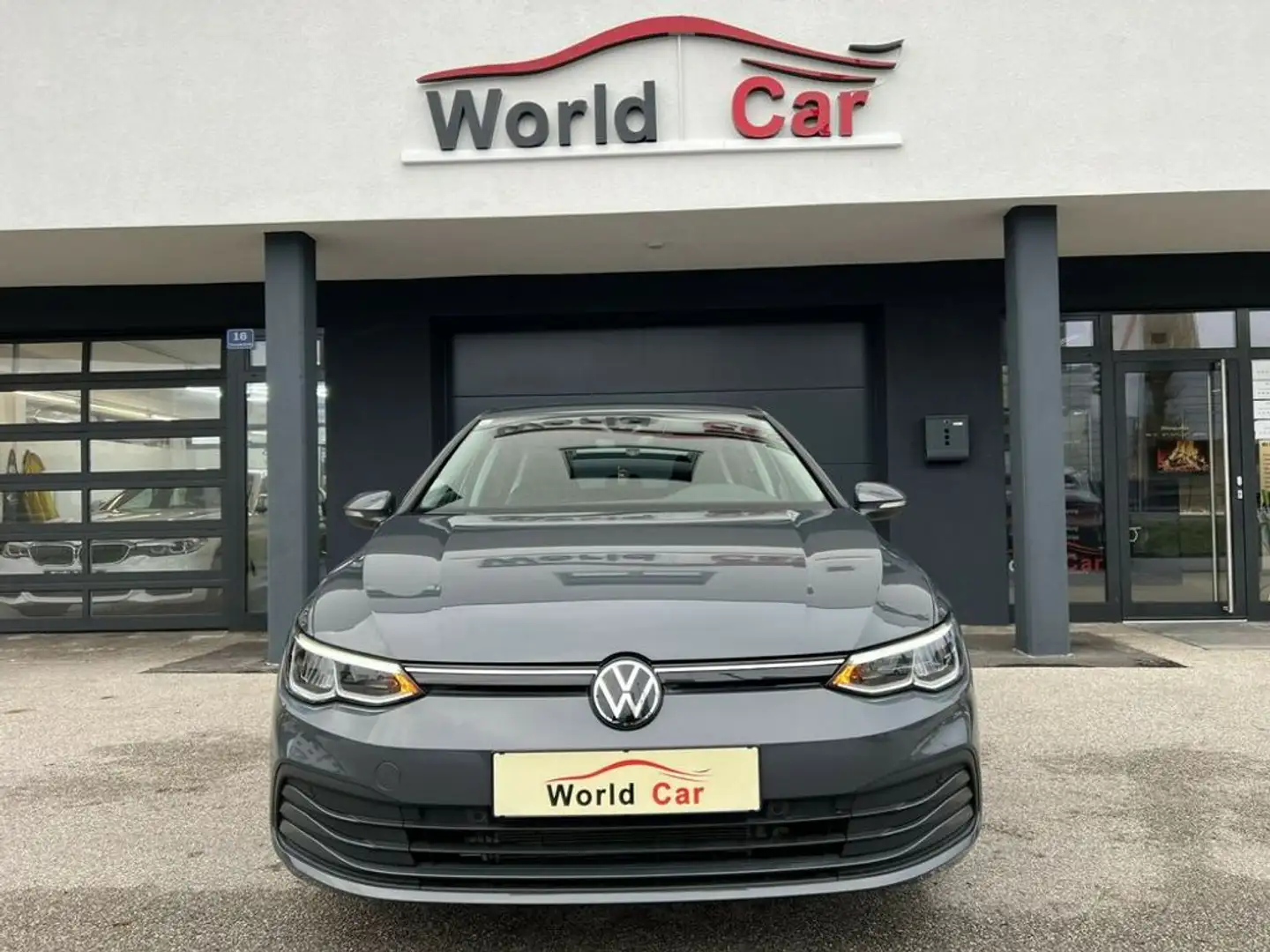 Vehicle image, number 2