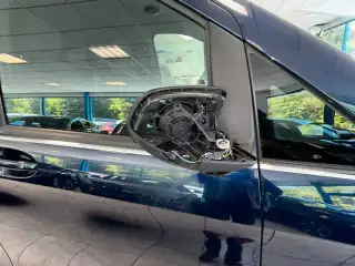 Vehicle image thumbnail, number 19