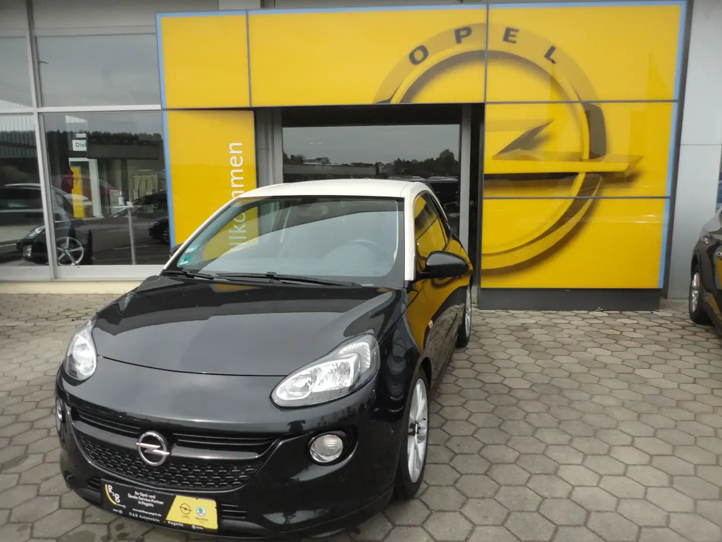 Vehicle image, number 1