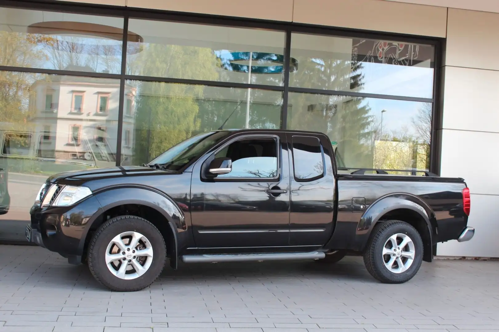 Vehicle image, number 4