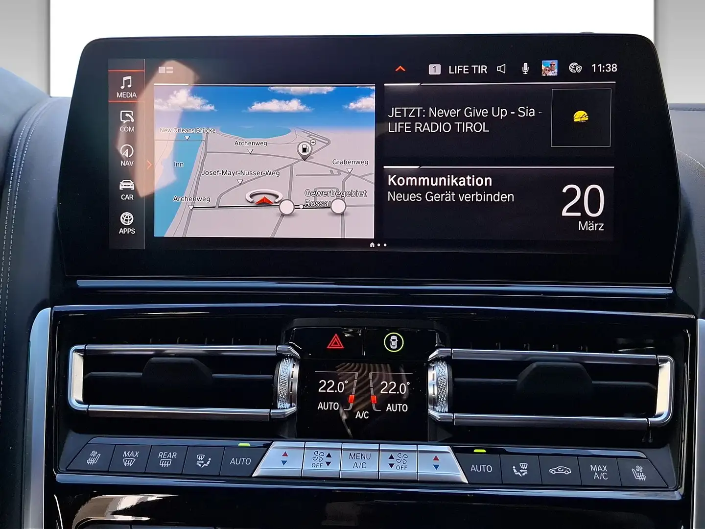 Vehicle image, number 8