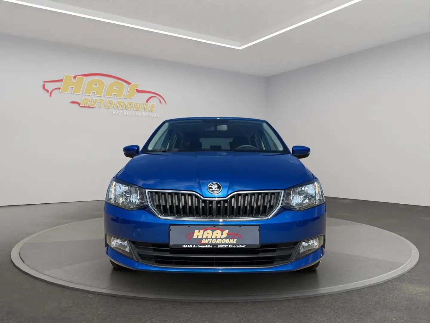 Vehicle image, number 2