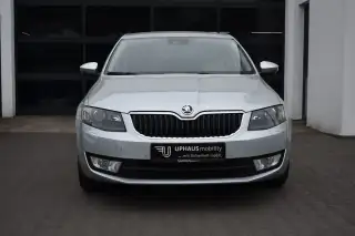 Vehicle image thumbnail, number 2