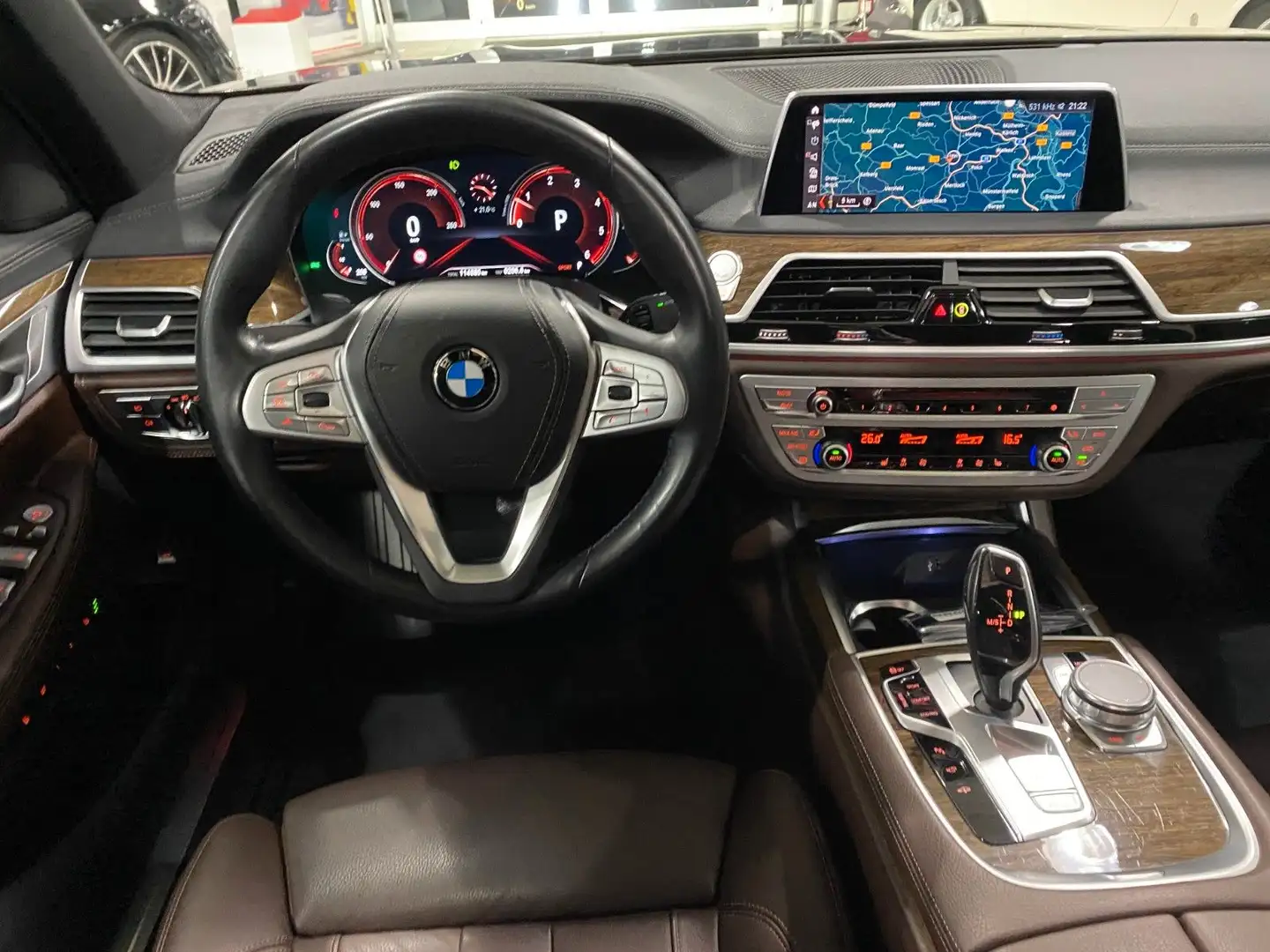 Vehicle image, number 9