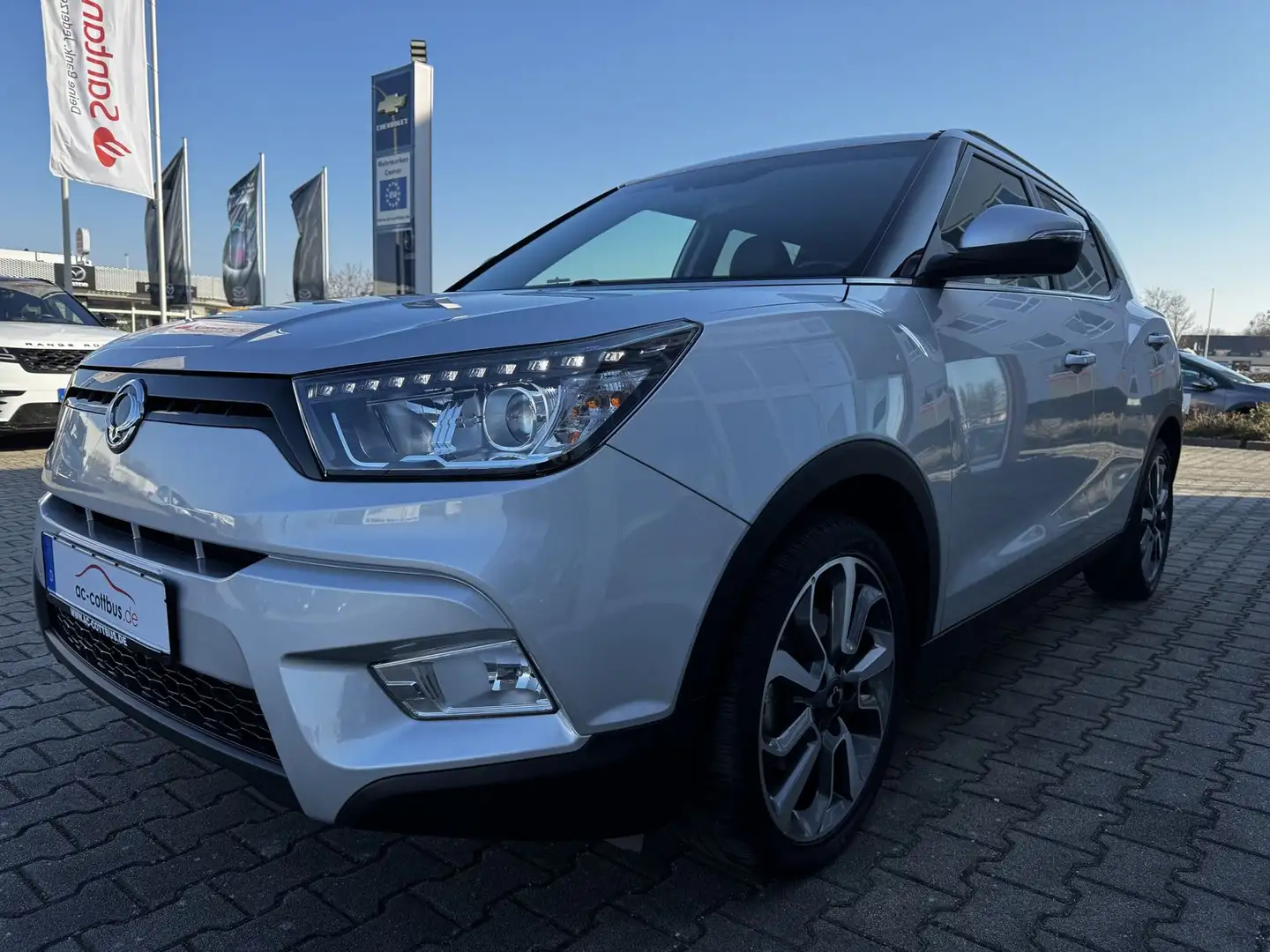 Vehicle image, number 5