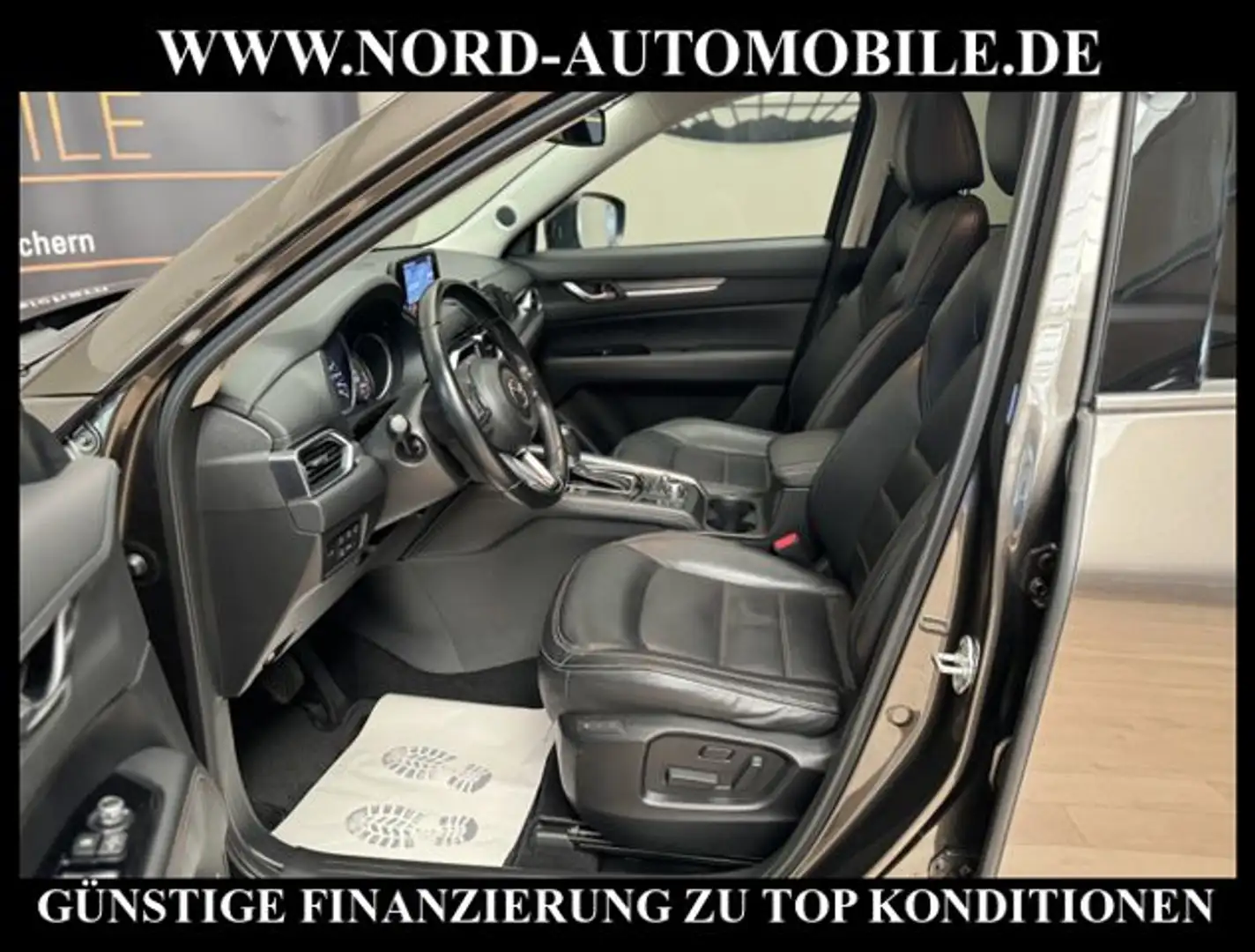 Vehicle image, number 14