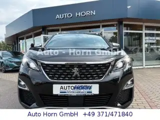 Vehicle image thumbnail, number 4
