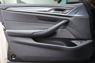 Vehicle image thumbnail, number 9