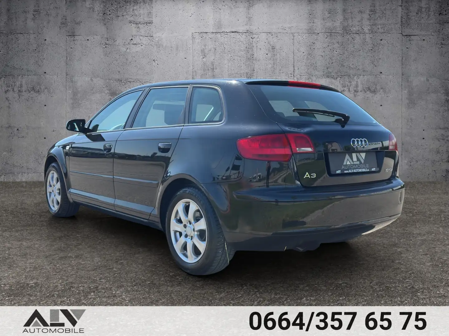 Vehicle image, number 3
