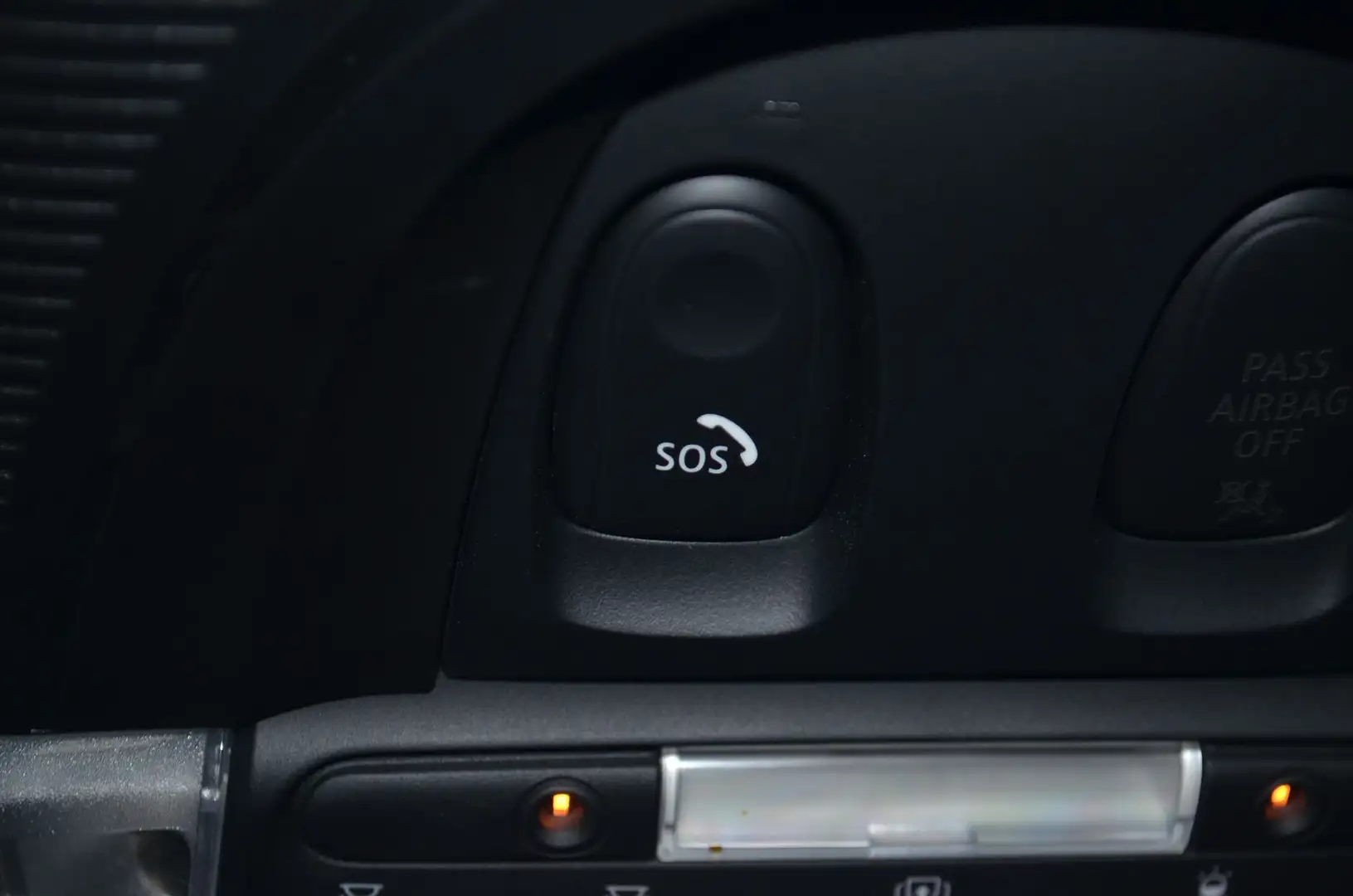 Vehicle image, number 16