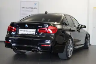 Vehicle image thumbnail, number 3