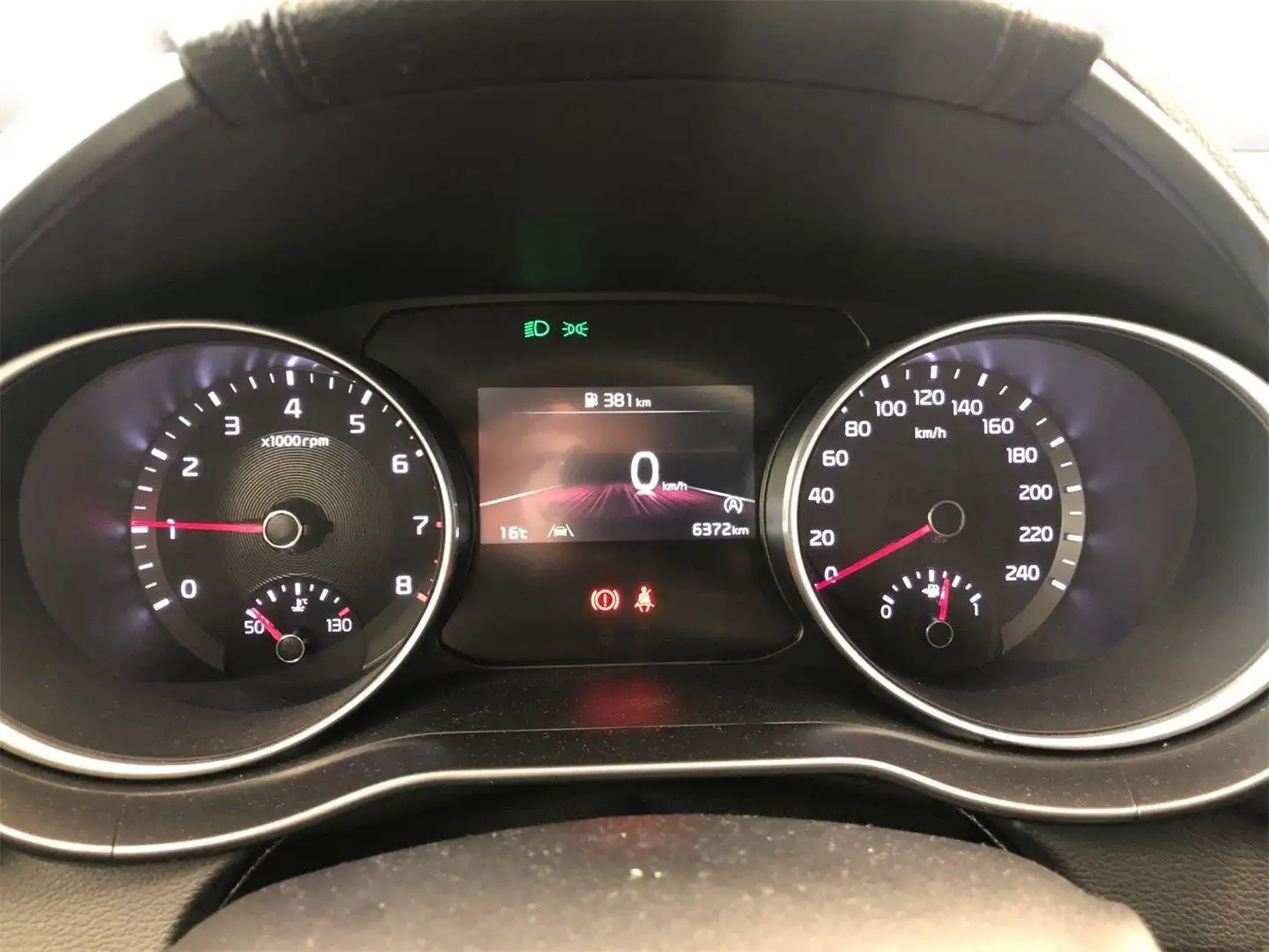 Vehicle image, number 4