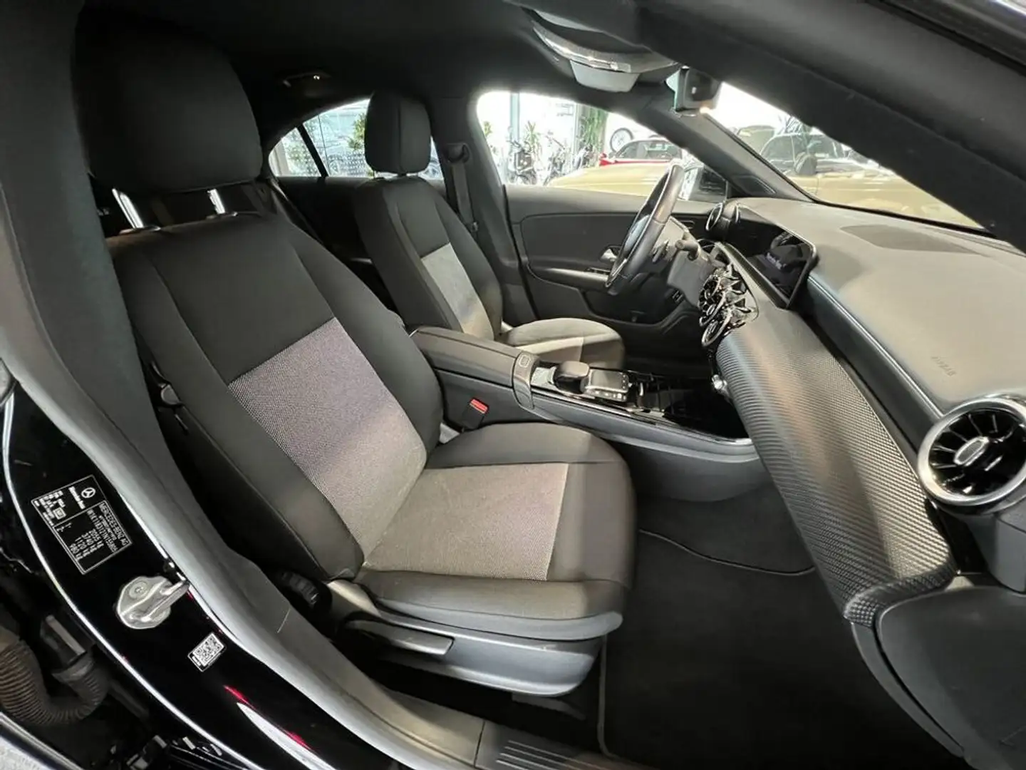 Vehicle image, number 5