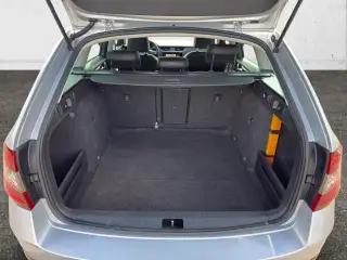 Vehicle image thumbnail, number 9