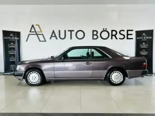 Vehicle image thumbnail, number 3