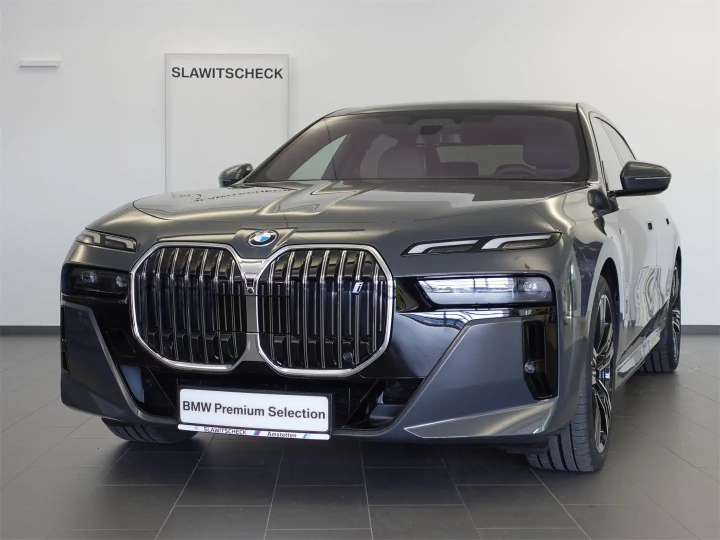 Vehicle image, number 2