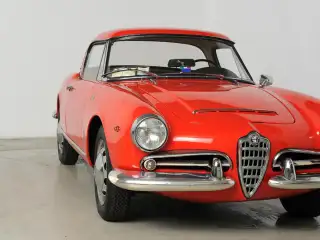 Vehicle image thumbnail, number 8
